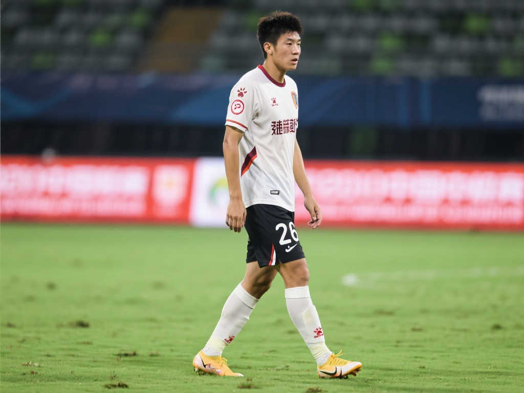 扭伤是篮球 扭伤是篮球